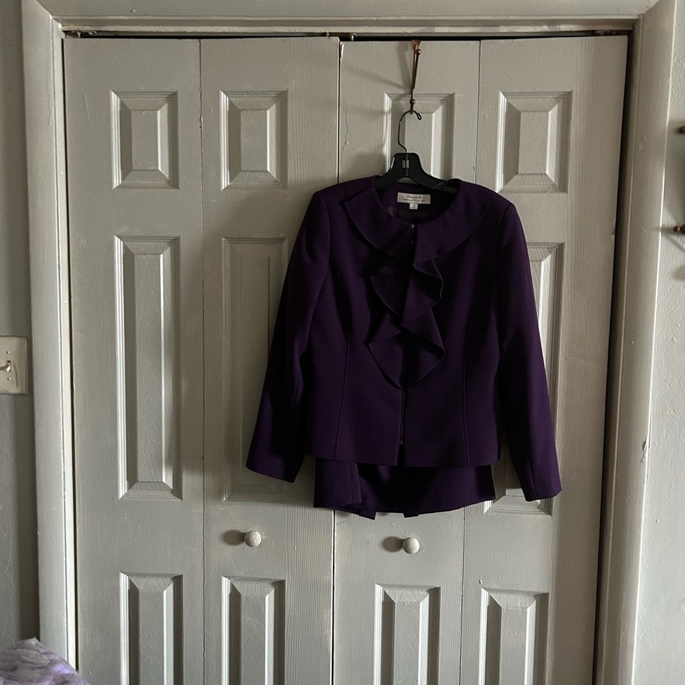 Elegant Women's Purple Skirt Set